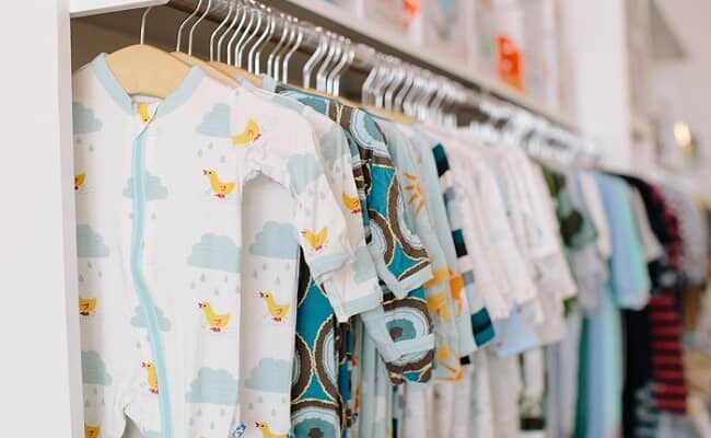 how to start a small clothing business from home