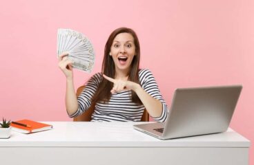 How to Make 100k A Year From Home? -Remote Jobs Pay $100k